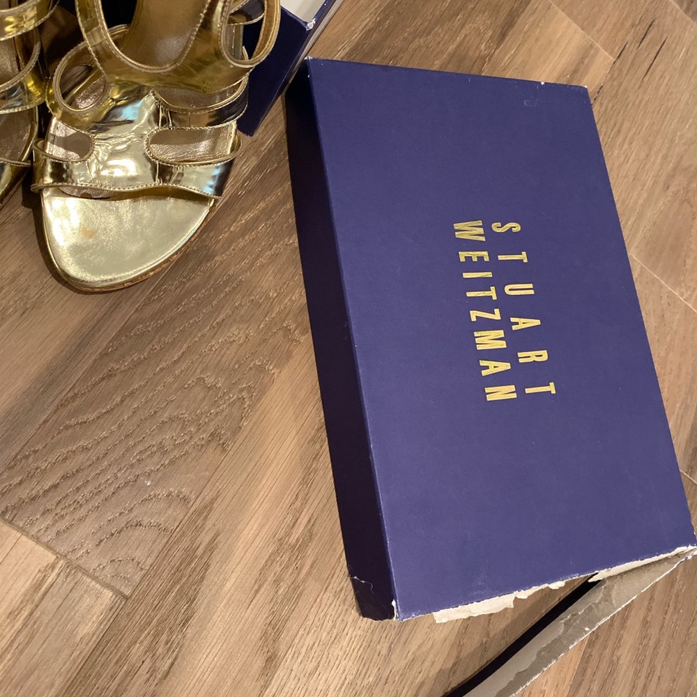 Stuart weitzman gold shoe with cork bottom